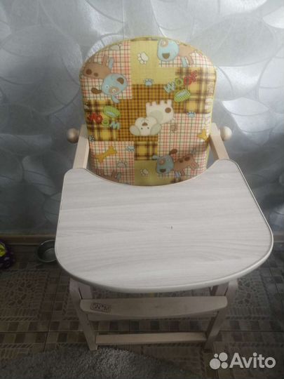 Стульчик для кормления