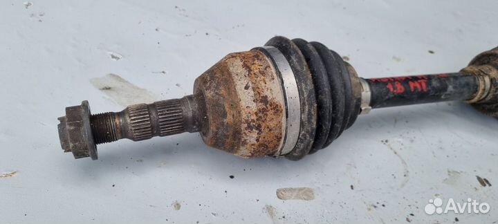 Полуось передняя левая для Opel Astra H / Family 2