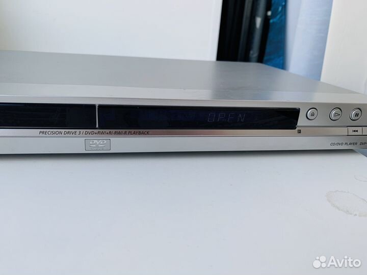 DVD плеер Sony