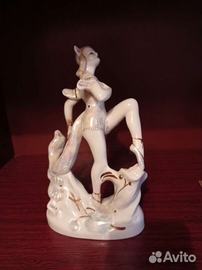 Статуэтка фарфоровая балерина 