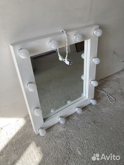 Зеркало с подсветкой