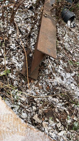 Балка металлическая