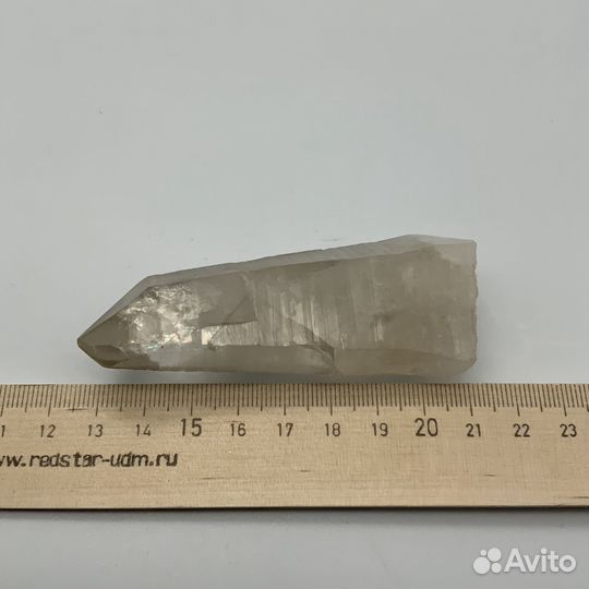 Кристаллы горного хрусталя и дымчатого кварца