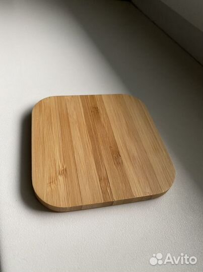 Беспроводная зарядка rombica для iPhone и android