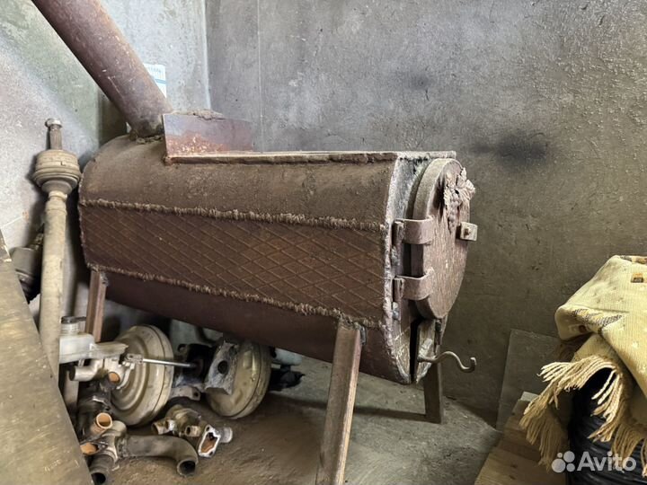 Печка буржуйка, на дровах