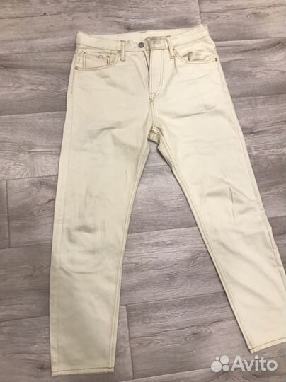 Джинсы Evisu