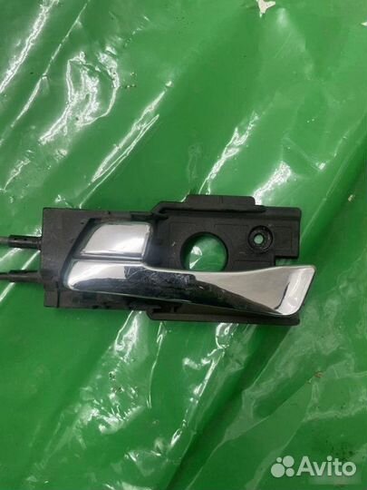 Замок двери передний левый Hyundai Solaris