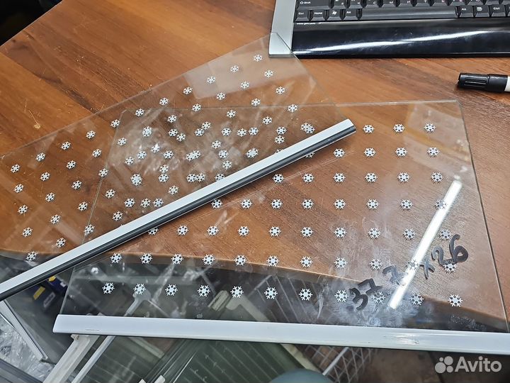 Полка от холодильника 37.7*26