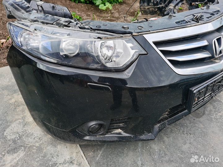Панель передняя Honda Accord