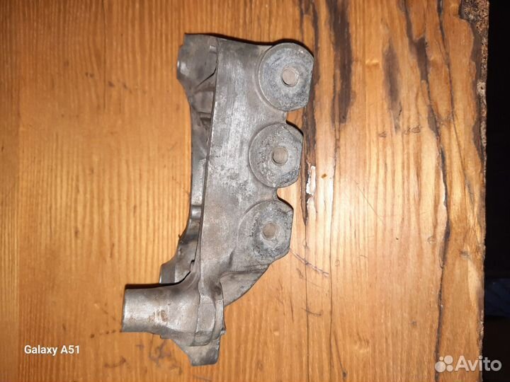 Кронштейн двигателя шевролет авео т300