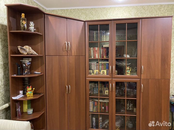 Стенка в гостиную