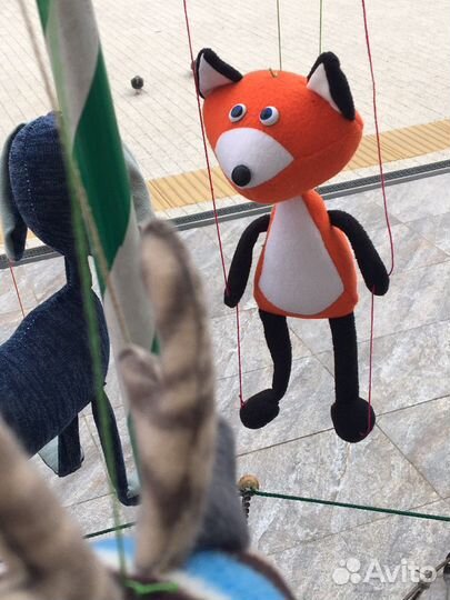 Лисичка марионетка