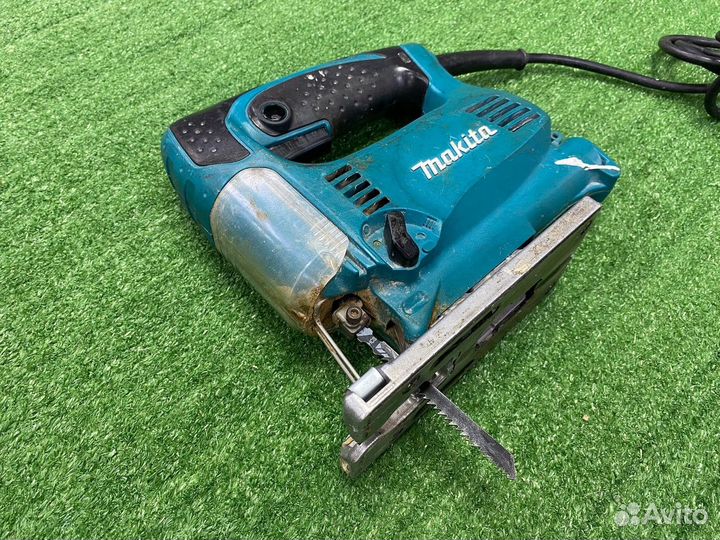 Лобзик электрический Makita 4329