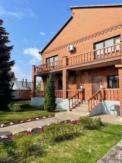 Коттедж 369 м² на участке 35 сот.