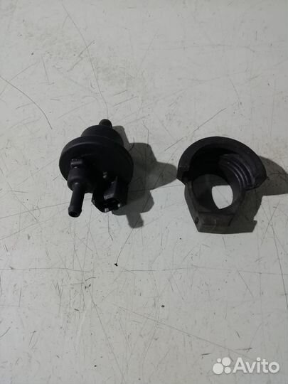 Клапан вентиляции топливного бака BMW 5 E34