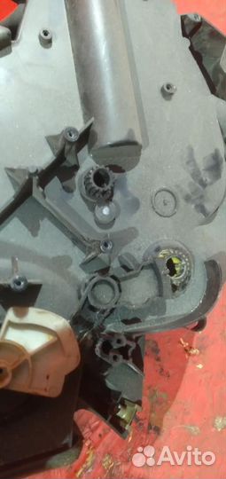 Ситроен С4 корпус печки Citroen C4 дефект шестерен