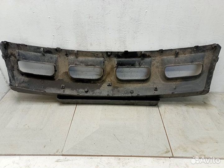 Накладка переднего бампера