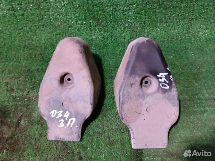 Пыльник кронштейна Volkswagen Passat B5 рестайлинг