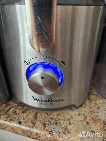 Соковыжималка Moulinex Easy Fruit JU610D10