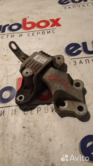 Опора кпп левая Chevrolet Cruze 2009