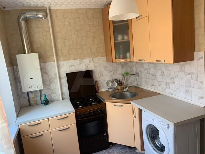 2-к. квартира, 42 м², 3/5 эт.