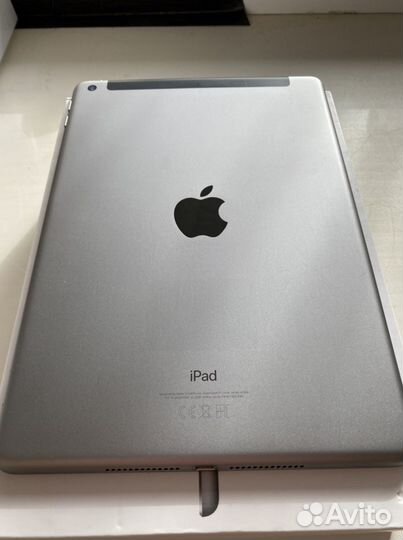 iPad 128gb (cellular)