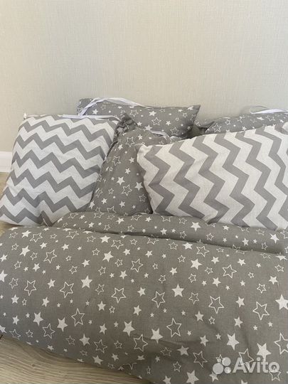 Бортики в детскую кроватку