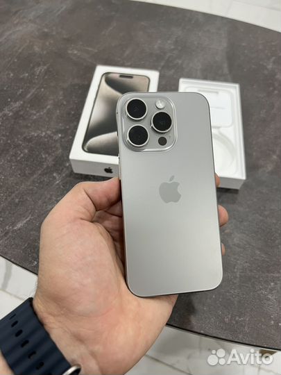 iPhone 15 Pro, 256 ГБ