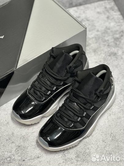 Кроссовки Nike Air Jordan 11 Retro зимние