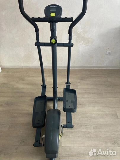 Эллиптический тренажер torneo