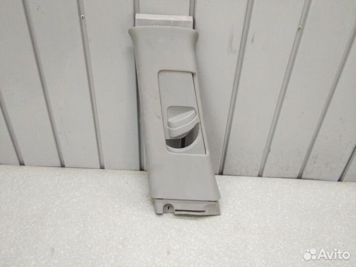 Обшивка средней стойки левая Toyota Camry XV40 200