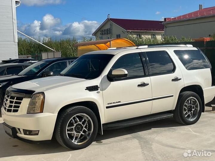 Cadillac Escalade 6.2 AT, 2010, 231 000 км