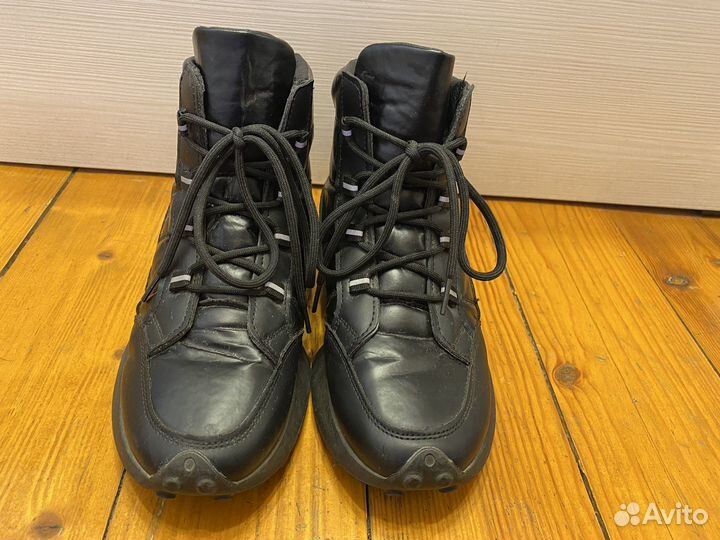 Утепленные кроссовки 39-40
