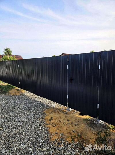 Забор из профлиста в наличии