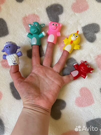 Набор игрушек на пальцы