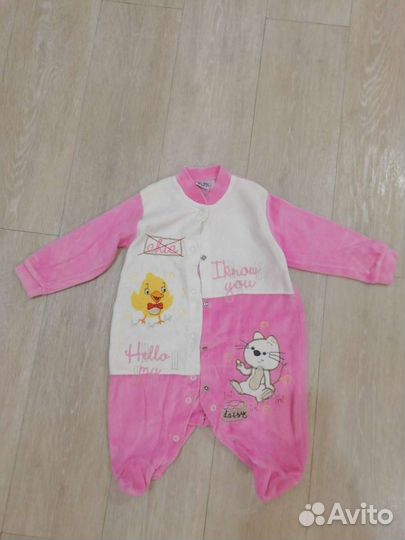 Комбинезоны, боди, распашонки и ползунки для девоч