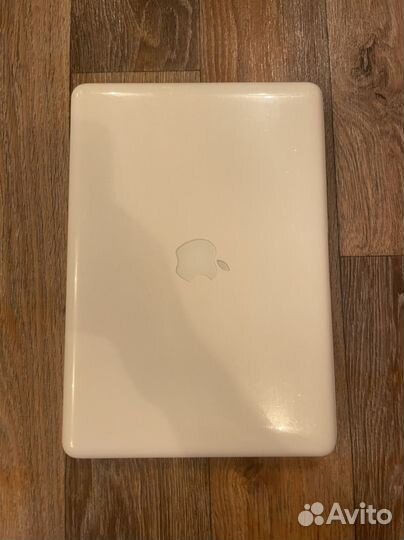 Apple MacBook 13 2010