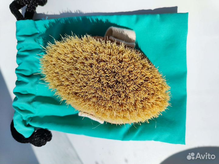 Щётка для сухого массажа letique