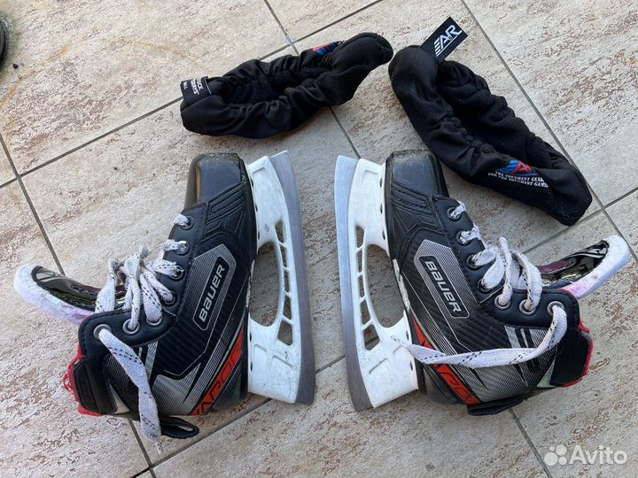 Коньки хоккейные вратарские bauer 12.5D