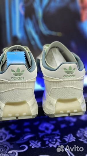 Кроссовки Adidas retropy e5 белые