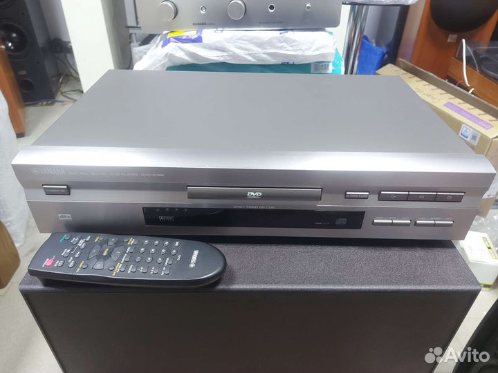 Проигрыватель CD/DVD Yamaha DVD-S796