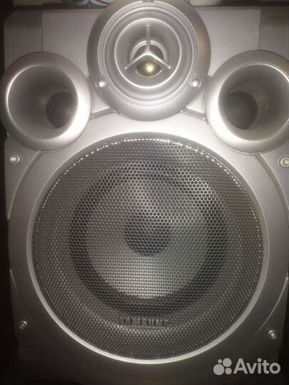 Музыкальный центр