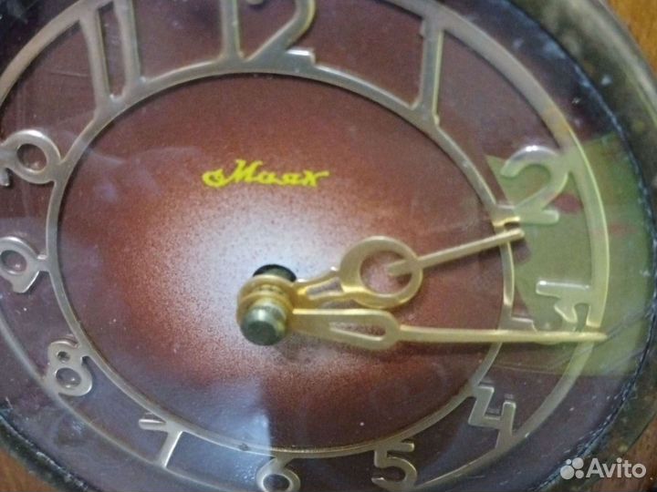Настольные часы Маяк