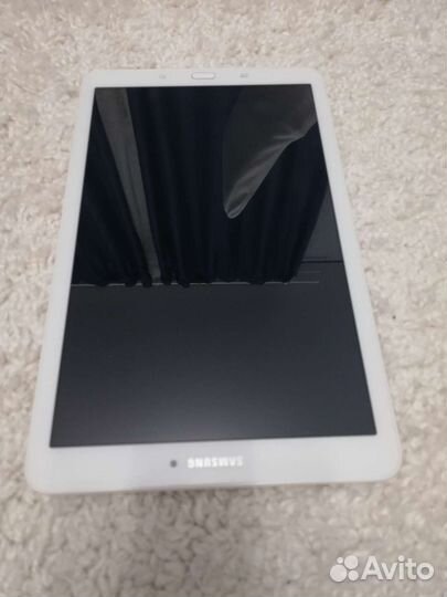 Планшет samsung galaxy tab Е