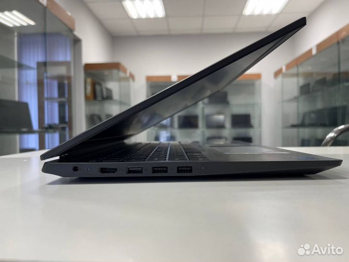 Ноутбук Lenovo 15.6