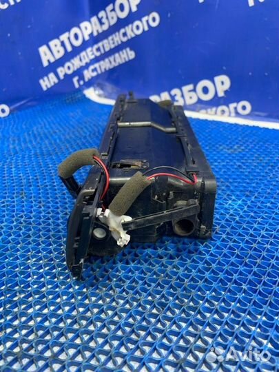 Дефлектор воздушный Audi A6C5 седан BDV 2002