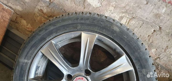 Bridgestone Blizzak Spike-01 19.5/55 R16