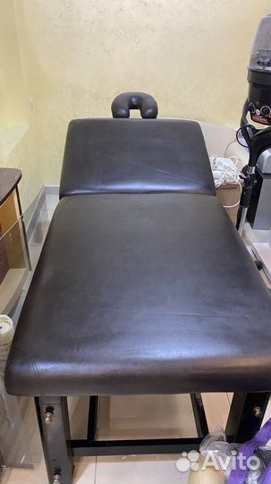 Массажный стол