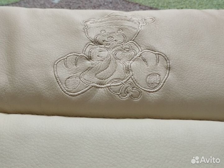 Матрас для пеленания новорожденных 56х68 Эко-кожа