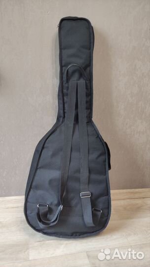 Утеплённый чехол для акустической гитары